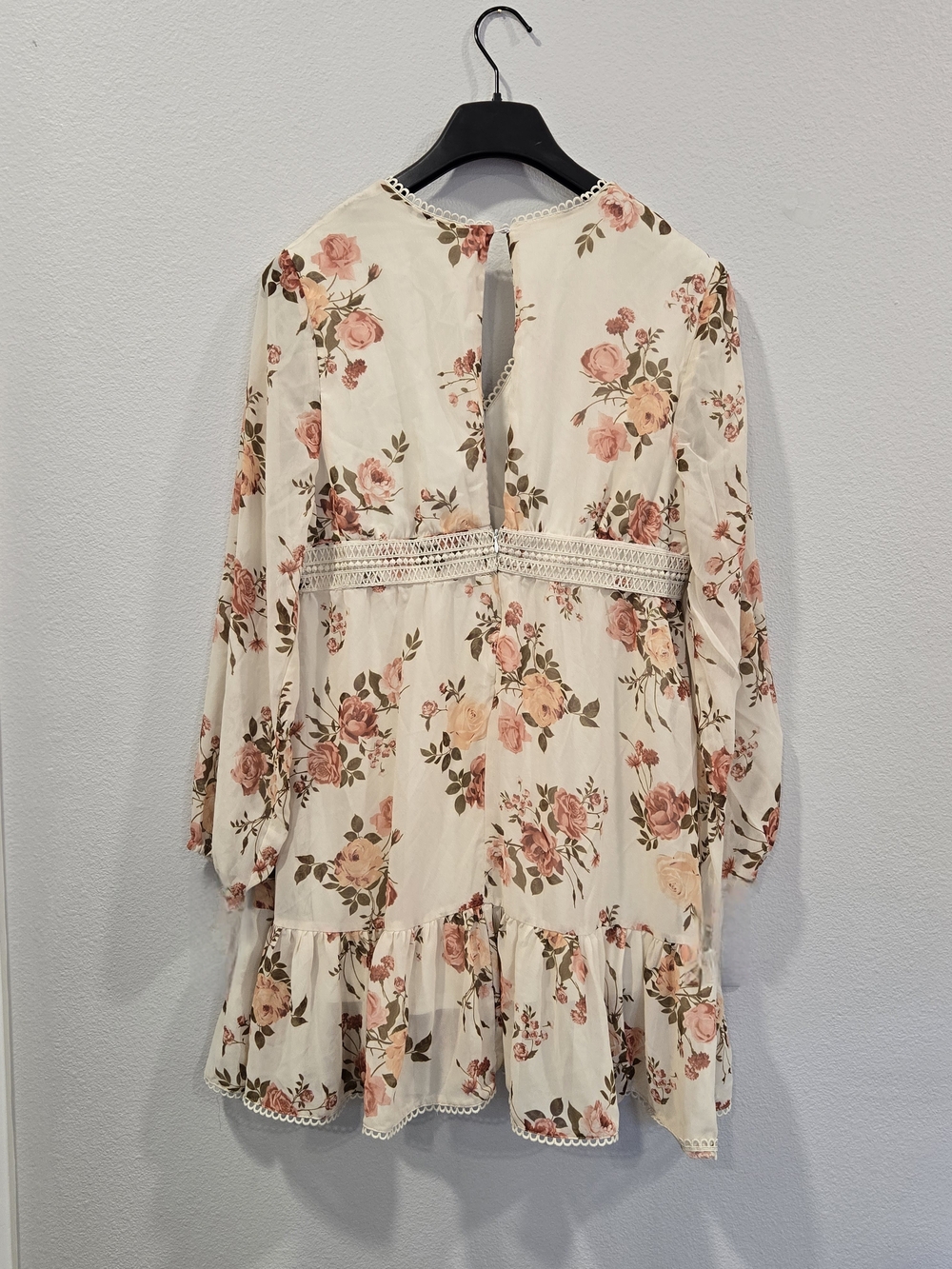 Justify Cream Floral Lace-Trim Long Sleeve Dress XL - Picture 3 of 9